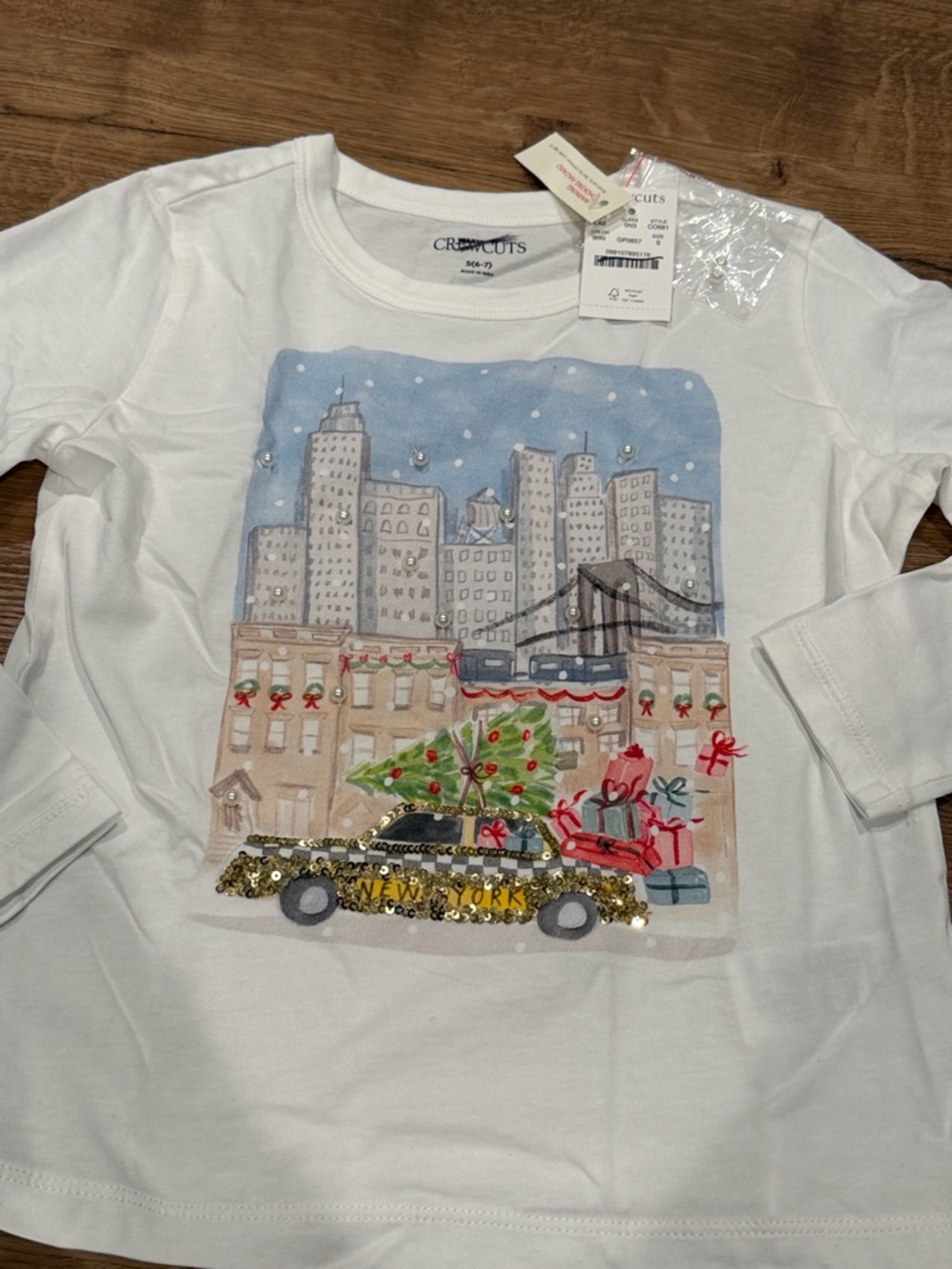 J Crew Crewcuts Girls' long-sleeve NYC holiday graphic T-shirt with sequins - Picture 5 of 7